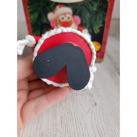 Hallmark 1999 North Pole Mr Potato Head ornament Xmas - Picture 6 of 6